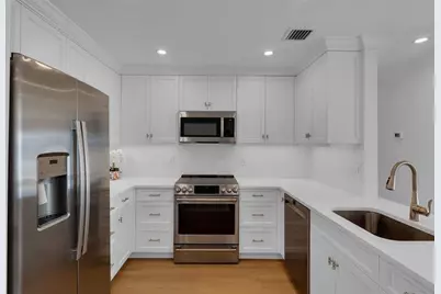 6299  Bay Club Dr, Unit #4, Fort Lauderdale, FL 33308 - Photo 3