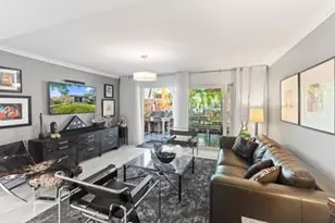 681 Kensington Pl, Fort Lauderdale, FL 33305 - Photo 9