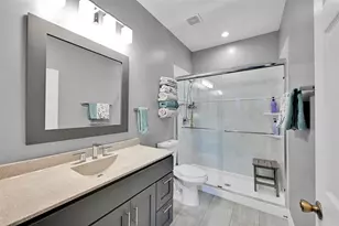 5660 Enclave Pl, Lauderhill, FL 33319 - Photo 15