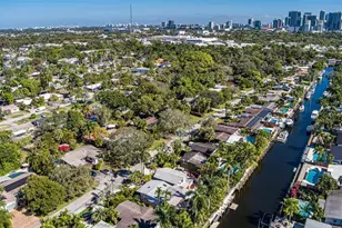 1728 SW 4th Ct, Fort Lauderdale, FL 33312 - Photo 31