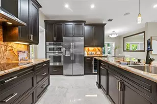 901 SE 6th St, Fort Lauderdale, FL 33301 - Photo 17