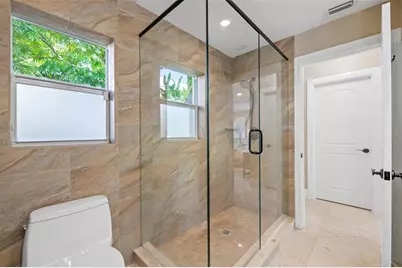 901 SE 6th St, Fort Lauderdale, FL 33301 - Photo 25