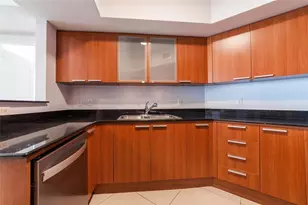 16699 Collins Ave, Sunny Isles Beach, FL 33160 - Photo 11