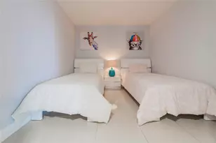 16699 Collins Ave, Sunny Isles Beach, FL 33160 - Photo 21