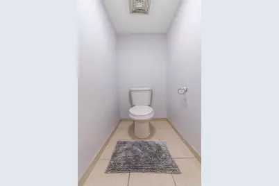 16699  Collins Ave, Unit #4201, Sunny Isles Beach, FL 33160 - Photo 39