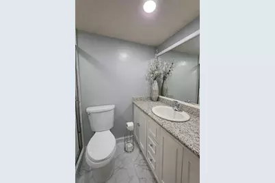 800 NE 195th St, Unit #606, Miami, FL 33179 - Photo 19