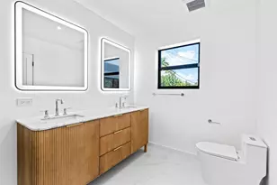 20500 Highland Lakes Blvd, Miami, FL 33179 - Photo 23