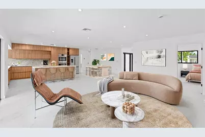 20500  Highland Lakes Blvd, Miami, FL 33179 - Photo 13