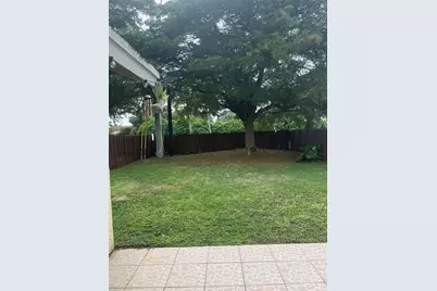 581  Lakeside Cir, Sunrise, FL 33326 - Photo 7