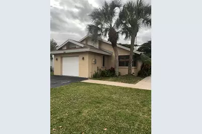 581 Lakeside Circle, Sunrise, FL 33326 - Photo 1