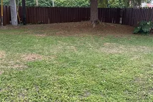 581 Lakeside Cir, Sunrise, FL 33326 - Photo 3