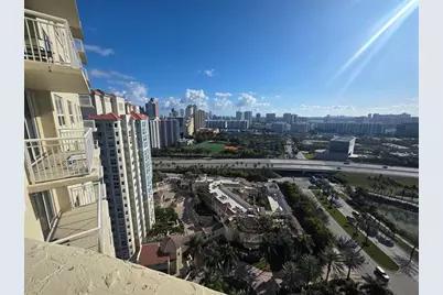 19501 W Country Club Dr, Unit #2306, Aventura, FL 33180 - Photo 15