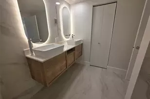 19501 W Country Club Dr, Aventura, FL 33180 - Photo 19