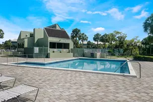 8921 NW 28th Dr, Coral Springs, FL 33065 - Photo 11