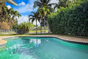 1919 S Club Dr, Wellington, FL 33414 - Photo 43