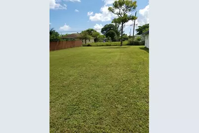 2514 NW 4th St, Pompano Beach, FL 33069 - Photo 3