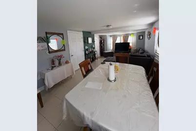 4055  Vicliff Rd, West Palm Beach, FL 33406 - Photo 13