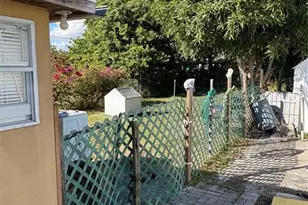 4055 Vicliff Rd, West Palm Beach, FL 33406 - Photo 7