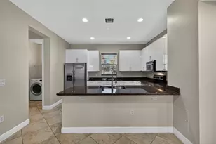 1033 NE 17th Way Unit, Fort Lauderdale, FL 33304 - Photo 7