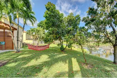 5407  Wellcraft Dr, Greenacres, FL 33463 - Photo 35