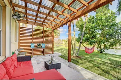 5407  Wellcraft Dr, Greenacres, FL 33463 - Photo 29