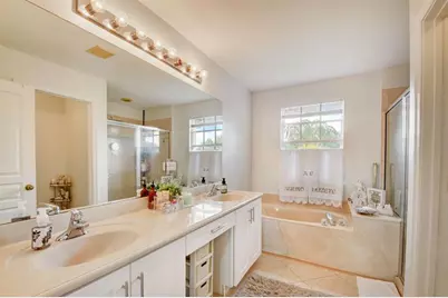 5407  Wellcraft Dr, Greenacres, FL 33463 - Photo 17