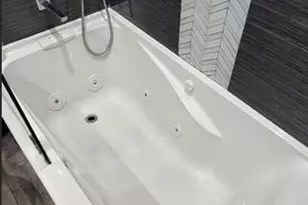 8851 NW 119th St Unit, Hialeah Gardens, FL 33018 - Photo 17