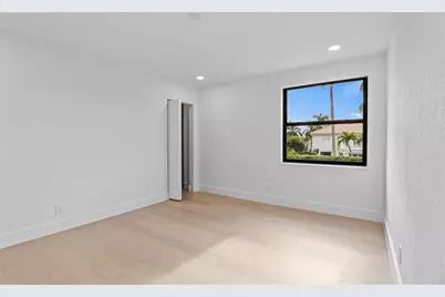 21300  Waycross Dr, Boca Raton, FL 33428 - Photo 43