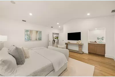 4877  Pineview Circle, Delray Beach, FL 33445 - Photo 25