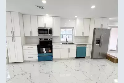 9900 NW 39th Ct, Coral Springs, FL 33065 - Photo 7