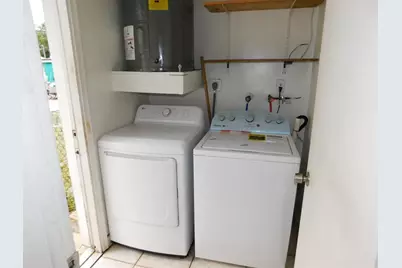 791 SW 7th St, Pompano Beach, FL 33060 - Photo 17