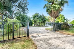 2008 Coral Gardens Dr, Wilton Manors, FL 33306 - Photo 55