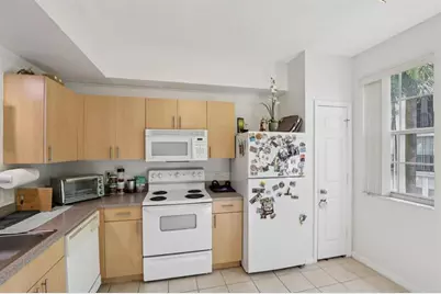 533 NE 3rd Ave, Unit #321, Fort Lauderdale, FL 33301 - Photo 11