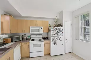 533 NE 3rd Ave, Fort Lauderdale, FL 33301 - Photo 11