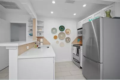 3212 NE 12th St, Unit #203, Pompano Beach, FL 33062 - Photo 11