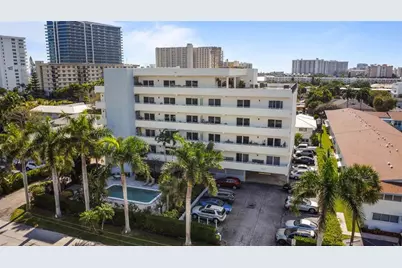 3212 NE 12th St, Unit #203, Pompano Beach, FL 33062 - Photo 21