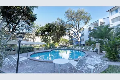 6060 S Falls Circle Dr, Unit #412, Lauderhill, FL 33319 - Photo 25