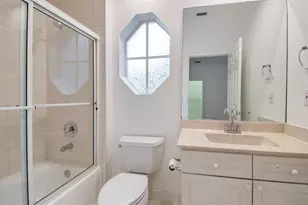 2466 Bay Isle Ct, Weston, FL 33327 - Photo 29