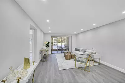 15251  Lakes Of Delray Blvd, Unit #335, Delray Beach, FL 33484 - Photo 13