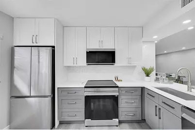 15251  Lakes Of Delray Blvd, Unit #335, Delray Beach, FL 33484 - Photo 17