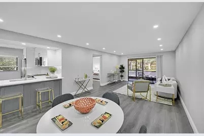 15251  Lakes Of Delray Blvd, Unit #335, Delray Beach, FL 33484 - Photo 9