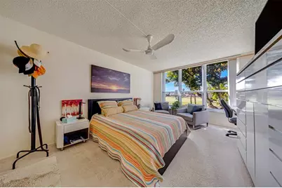 3980  Oaks Clubhouse Dr, Unit #210, Pompano Beach, FL 33069 - Photo 13