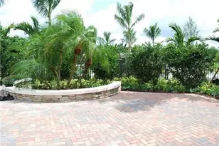 176 SW 127th, Plantation, FL 33325 - Photo 13