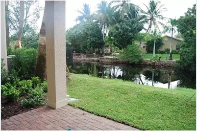 176 SW 127th, Plantation, FL 33325 - Photo 15