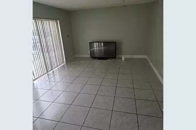 3270 N Pine Island Rd, Unit #307, Sunrise, FL 33351 - Photo 11