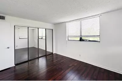 1900 N Congress Ave, Unit #407, West Palm Beach, FL 33401 - Photo 9