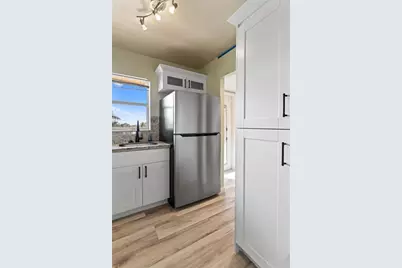 2720 N Pine Island Rd, Unit #307, Sunrise, FL 33322 - Photo 13