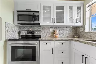 2720 N Pine Island Rd, Sunrise, FL 33322 - Photo 15