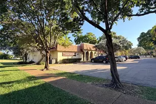 136 S Cypress Rd, Pompano Beach, FL 33060 - Photo 15