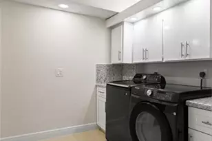 1719 Whitehall Dr, Davie, FL 33324 - Photo 25